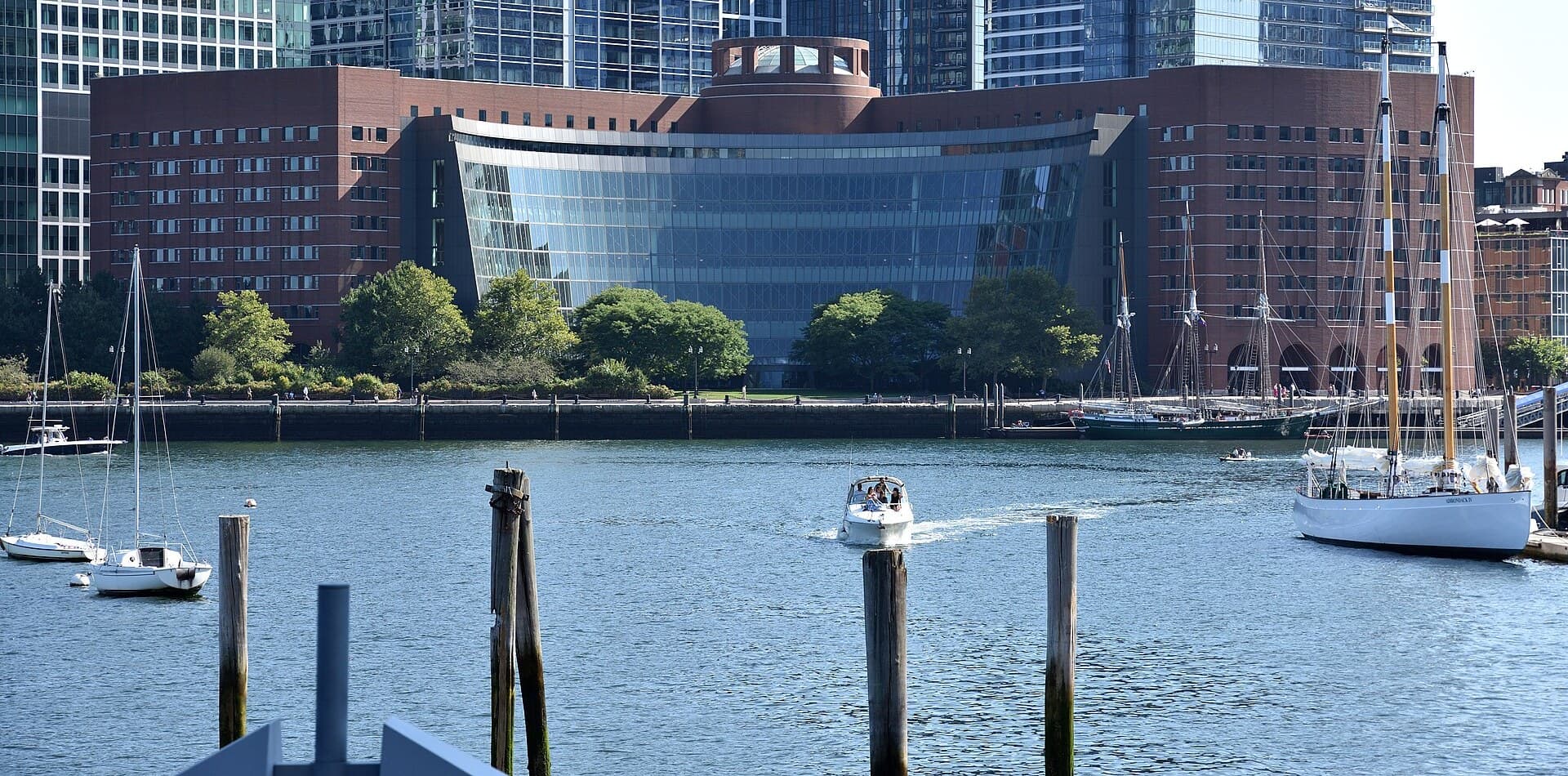 The John Joseph Moakley United States Courthouse in Boston, home of the federal District Court for Massachusetts, September 2024. Photograph cropped.